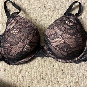 Victoria Secret Biofit Demi Uplift size 38C bra